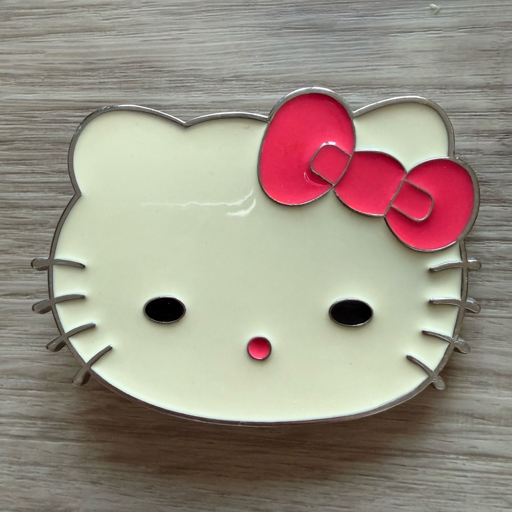 Hello Kitty White and Pink Belt Buckle